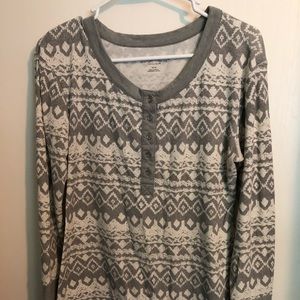 Gray and white maternity thermal